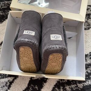 UGG Gray Baby Walker Shoes with Fuzzy Trim